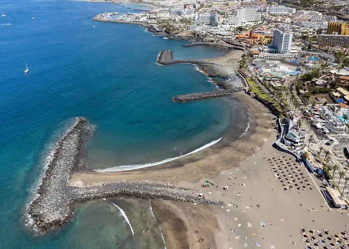 Home2book Party Duplex With Pool In Americas