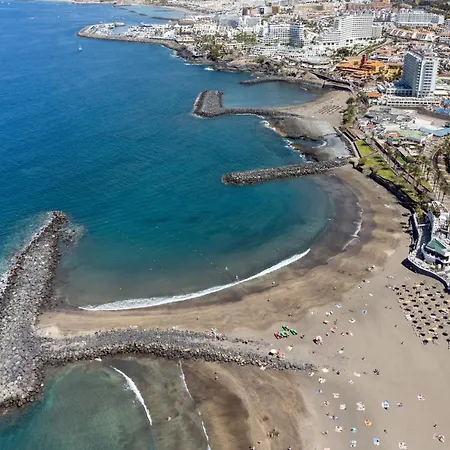 Home2book Party Duplex With Pool In Americas