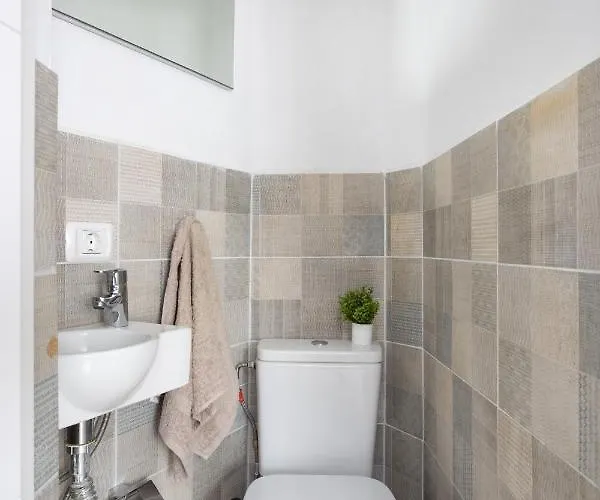 Home2book Party Duplex With Pool In Americas *